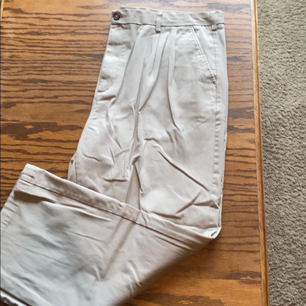 Croft & Borrow casual khakis